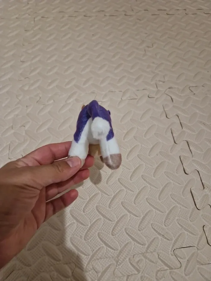 Peluche Milka vache mini violet blanc Très bon état - photo numéro 4