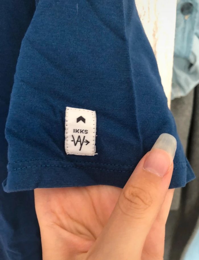 T-shirt bleu foncé avec motif gris IKKS 16 ans 100% coton - photo numéro 3