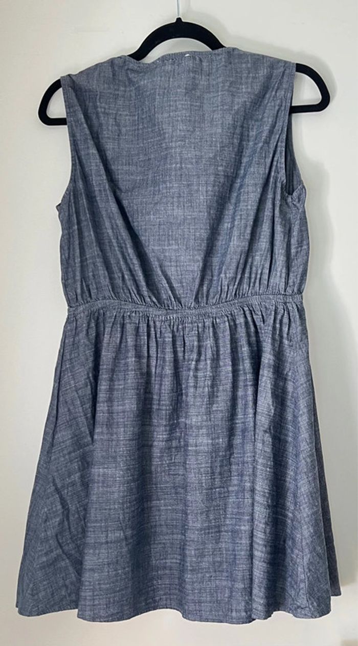 Robe courte sans manches avec broderie Taille M - photo numéro 5