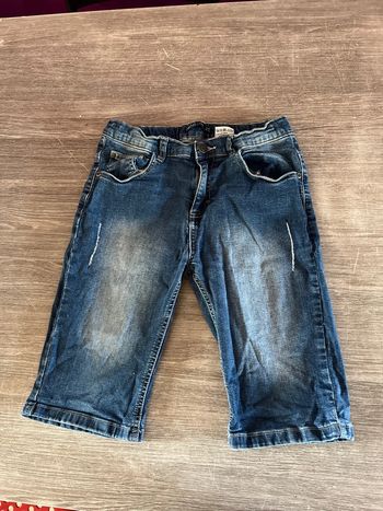 Short neuf