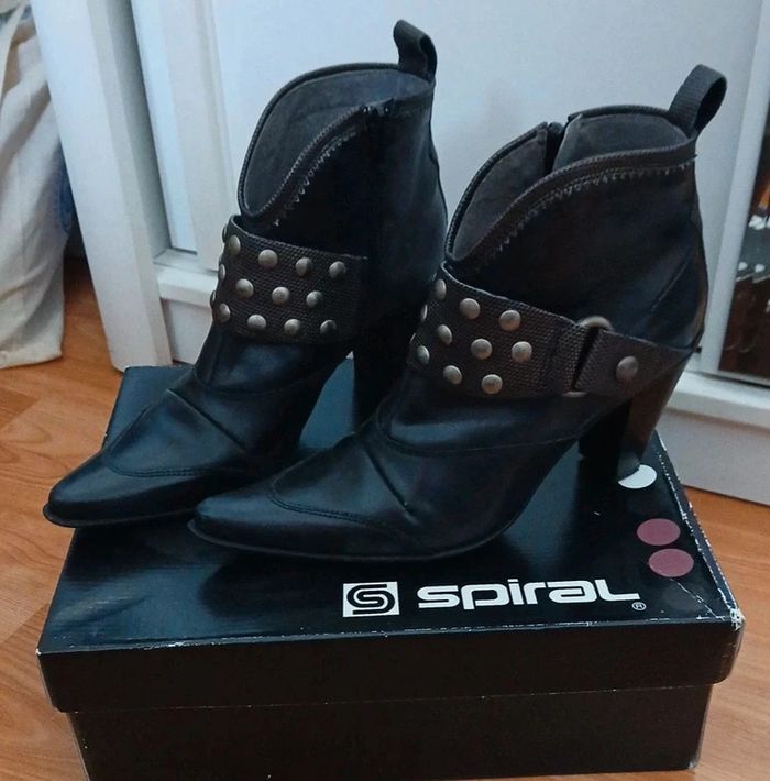 Bottines Spiral pointure 39