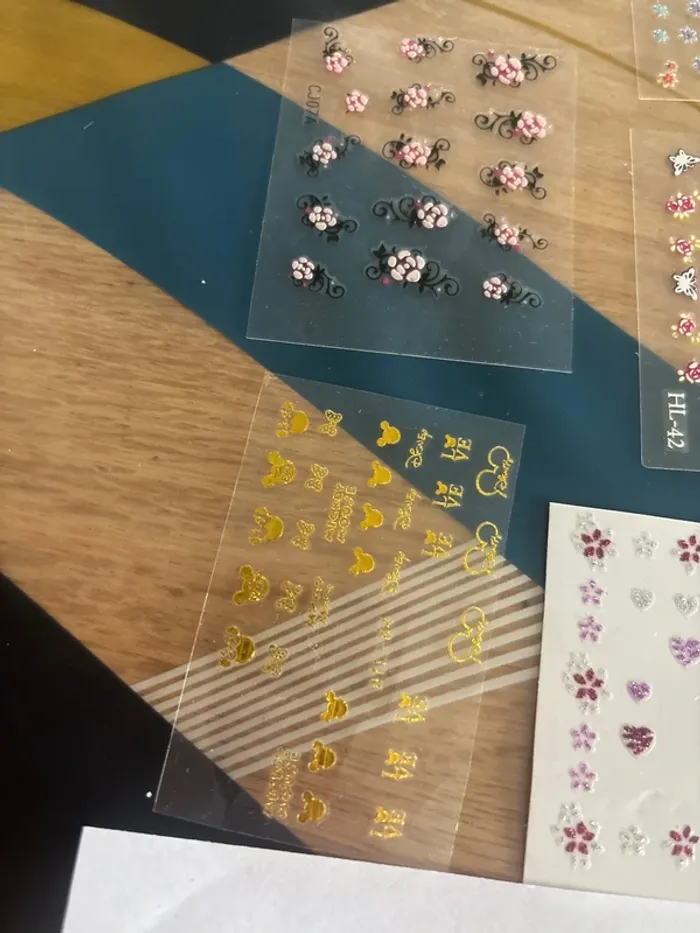 Lots de stickers ongles Mickey Disney - photo numéro 3