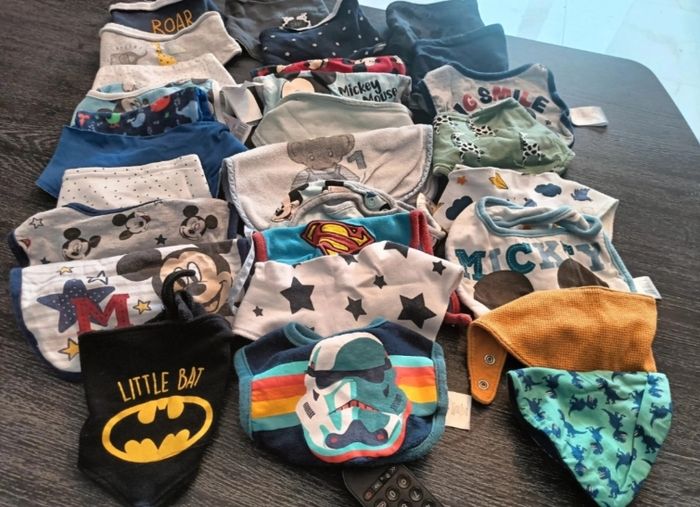 Lot bavoir - photo numéro 3