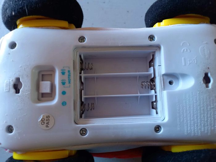 Barnabé Tut Tut bolide roulant et sonore Vtech - photo numéro 8