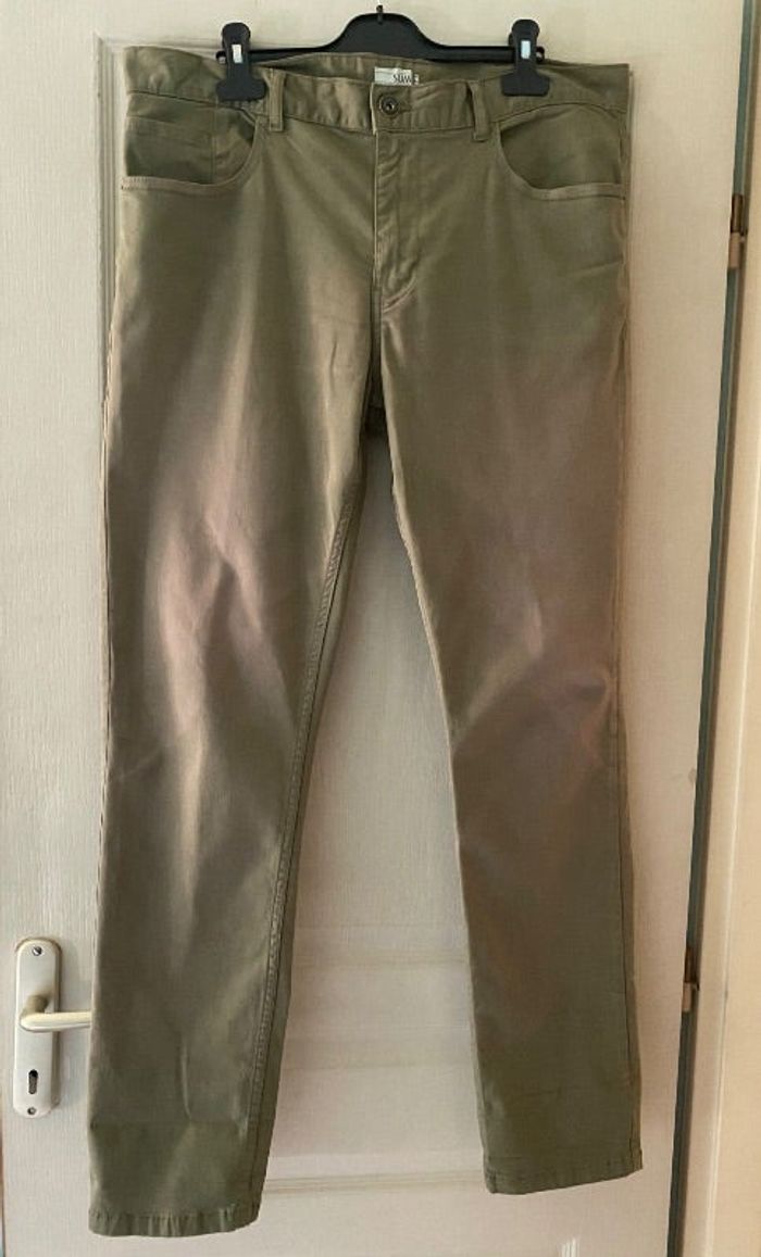 Pantalon slim taille 46