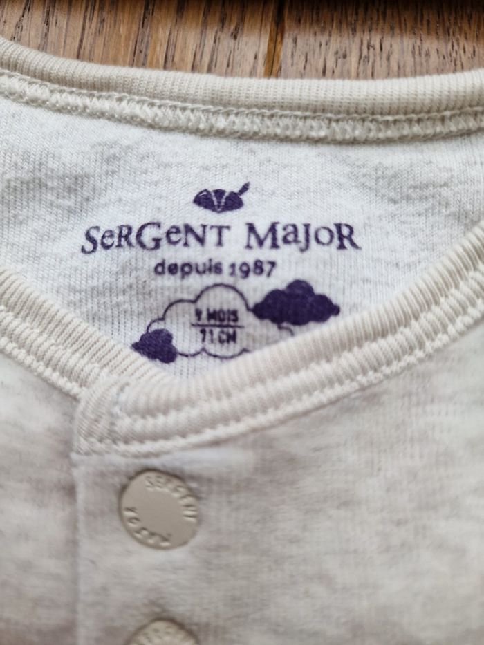 Joli ensemble 1 pièce avec pieds et chapeau - photo numéro 6