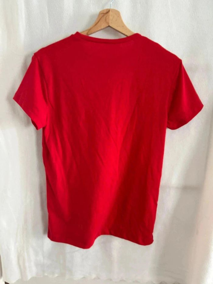 T shirt rouge - photo numéro 3