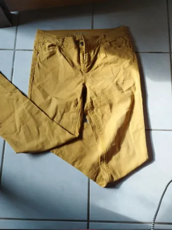 Jean jaune