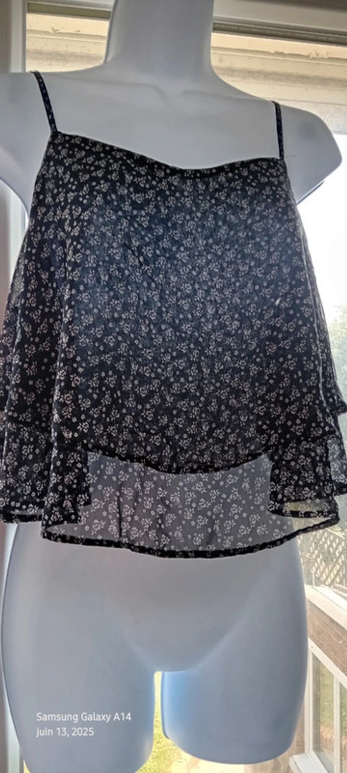 Top court fines bretelles avec volants imprimé fleurs marine femme S Tailly weijl - photo numéro 19