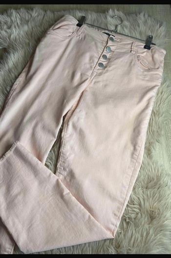 Jean rose pale / rose clair à boutons Kiabi Taille XL / 42
