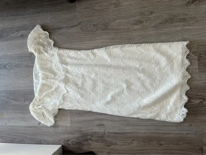 Robe dentelle blanche - photo numéro 7