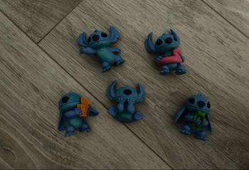Figurines stitch