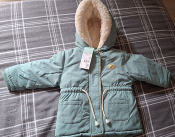 Manteau 9mois neuf