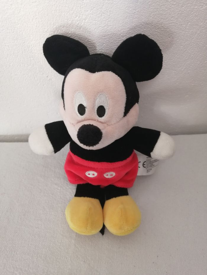 peluche mickey