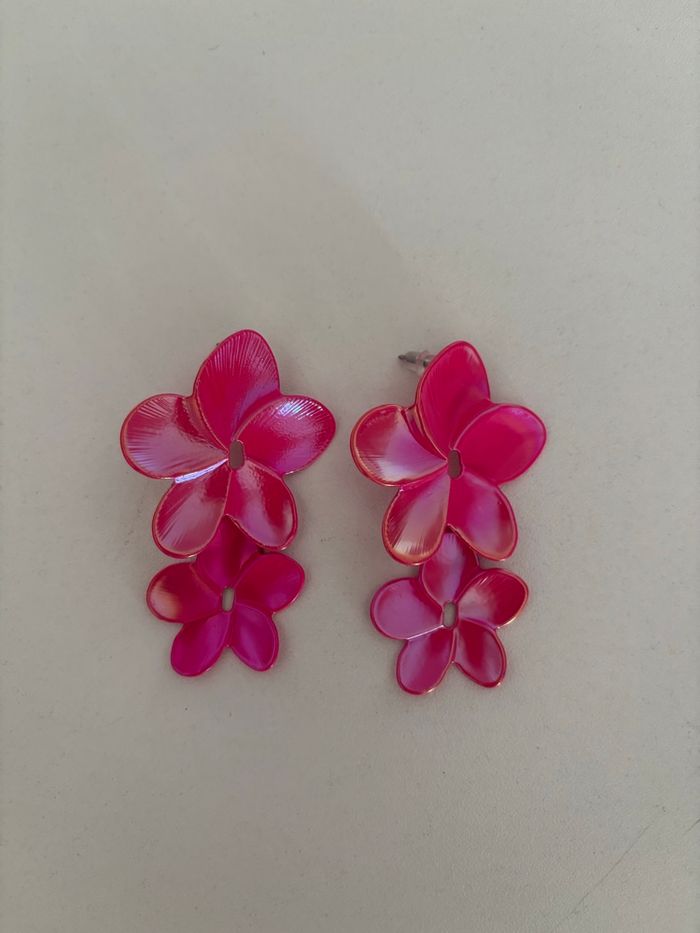 Boucles d’oreilles fleurs roses