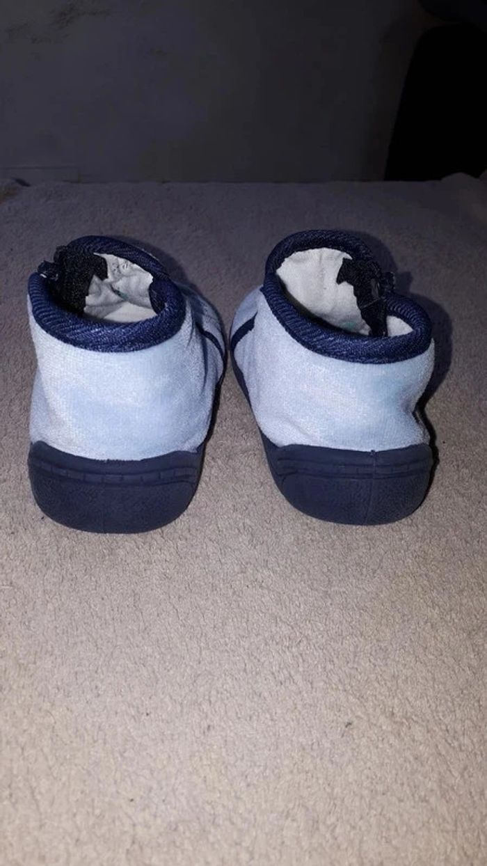 Chaussons bébé 19 - photo numéro 5