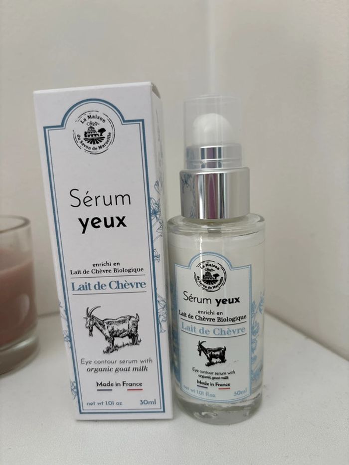 Sérum yeux enrichi au lait de chèvre biologique