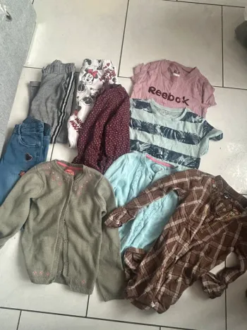 Lot vêtements 7 ans /8 ans sergent major pour la plupart
