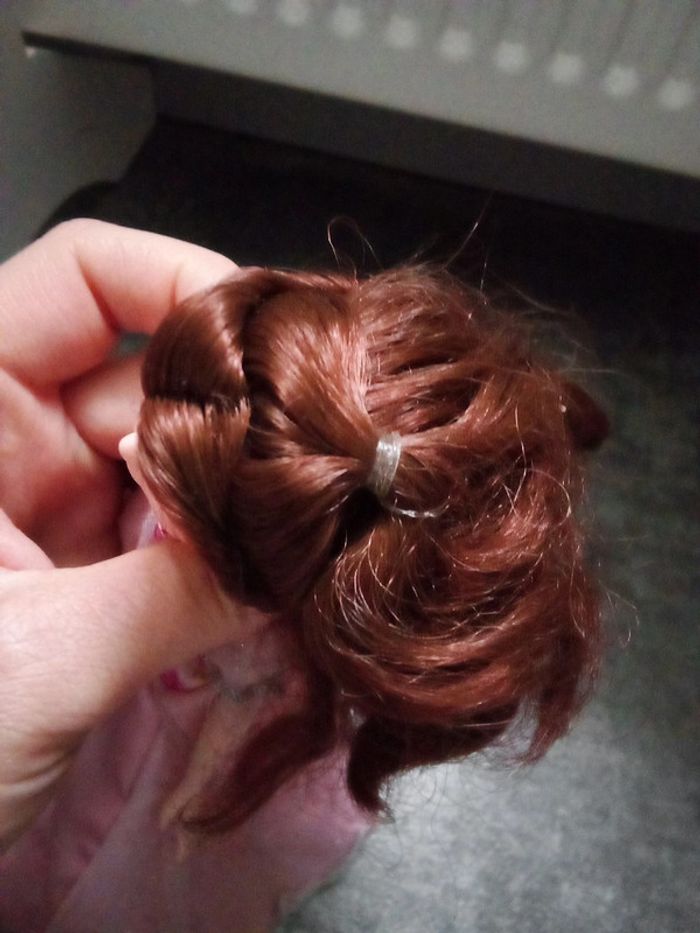 Poupée belle avec table et chaises - photo numéro 5