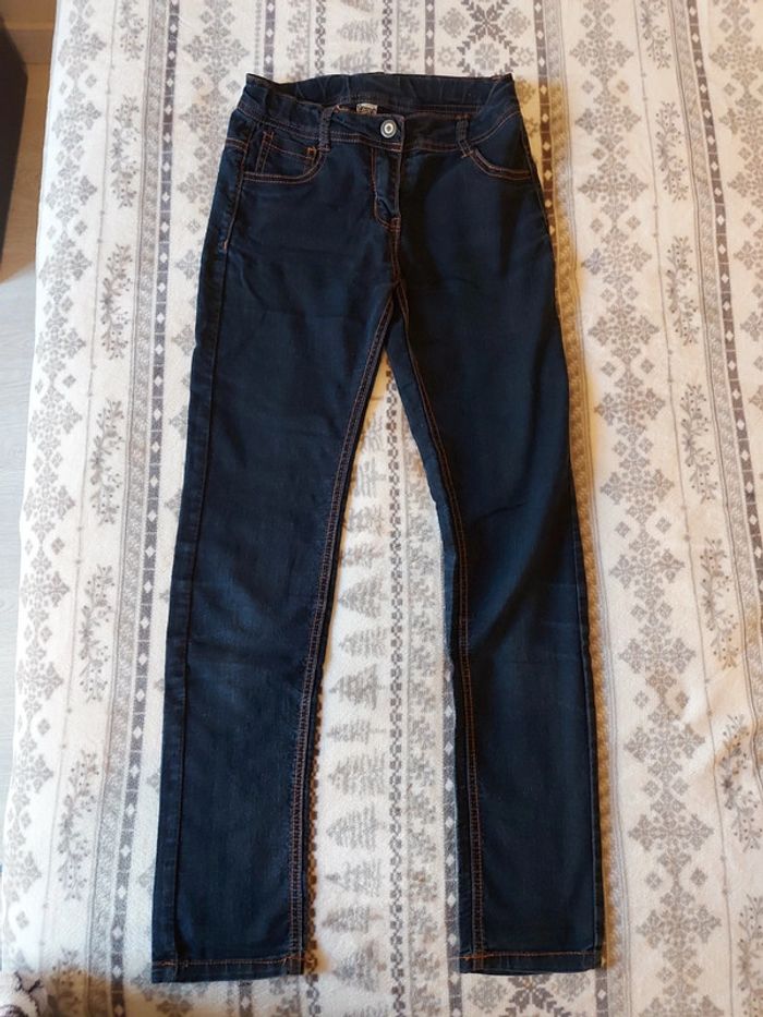 Jean bleu foncé tape à l'œil 10 ans