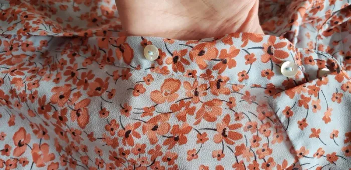 Chemisier blouse débardeur tunique femme sans manches HM fleurie - photo numéro 5