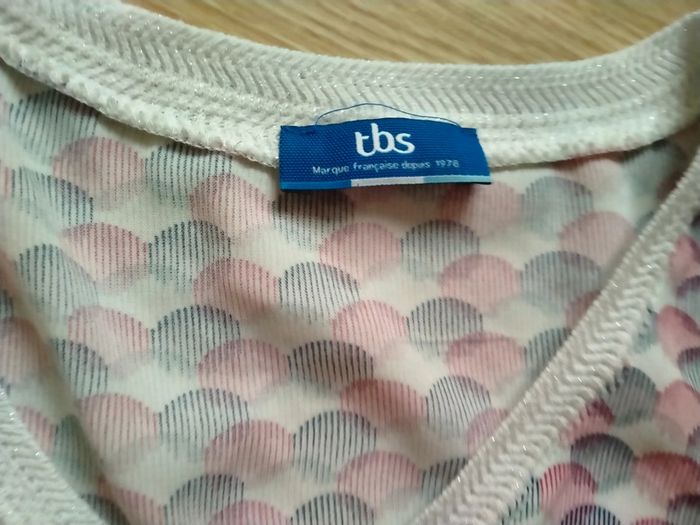 Haut manches longues TBS . Femme.
Neuf.
Taille 40 - photo numéro 7