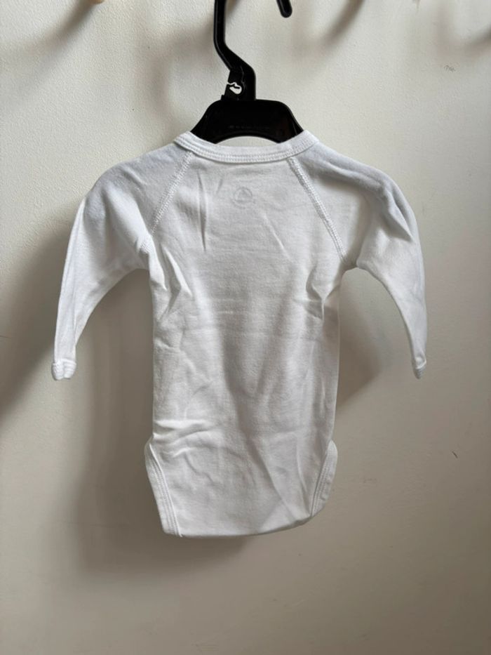 Lot 3 bodies blanc manches longues Petit Bateau Cyrillus 3 mois - photo numéro 16