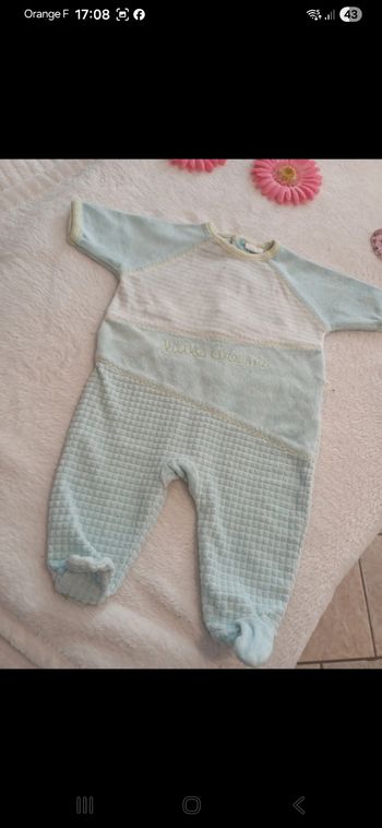 Pyjama bébé taille 1 mois