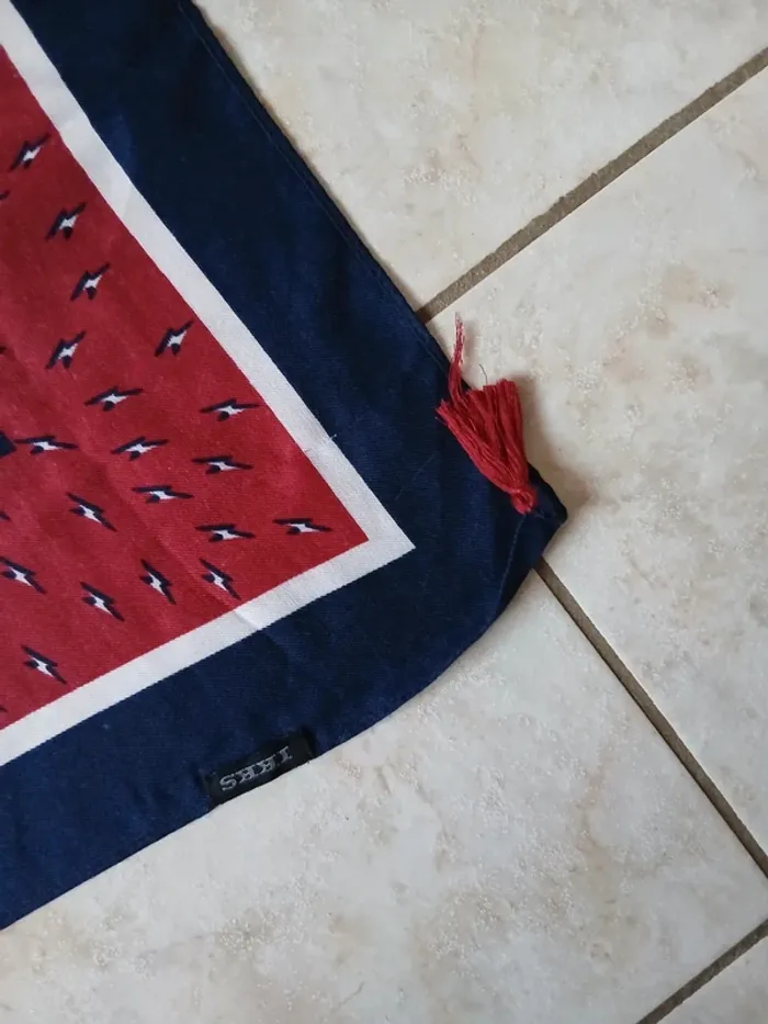 Foulard fille Ikks - photo numéro 3