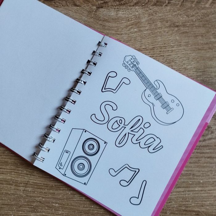 🩷 Cahier spirale selfies girls 🩷 #emyfleury_scrapbooking - photo numéro 2