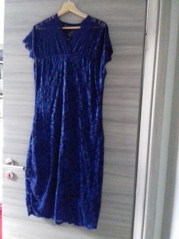 Robe style dentelle transparente 44