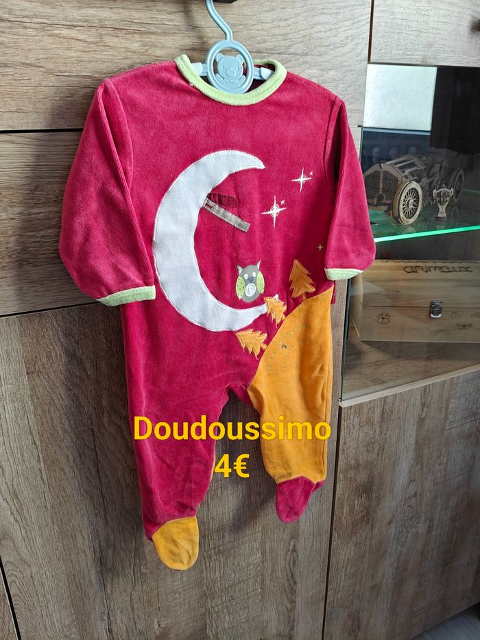 Lot 7 pyjamas + 1 ensemble polaire - photo numéro 4