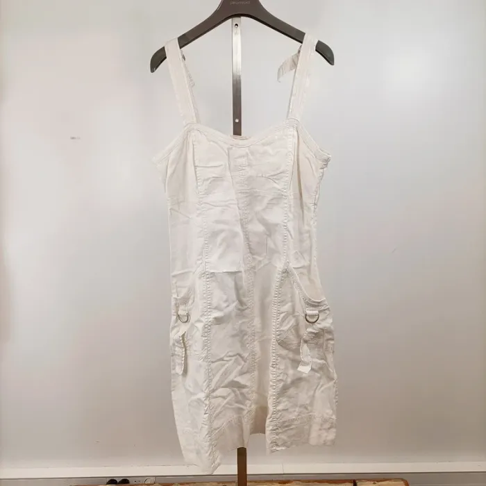 1 salopette + 5 robes + 2 hauts femme taille L, pièces variées et colorées L031 - photo numéro 2