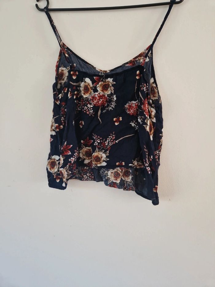 Crop top fleuri - photo numéro 2
