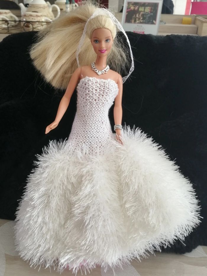 Barbie +robe de mariée +accessoires