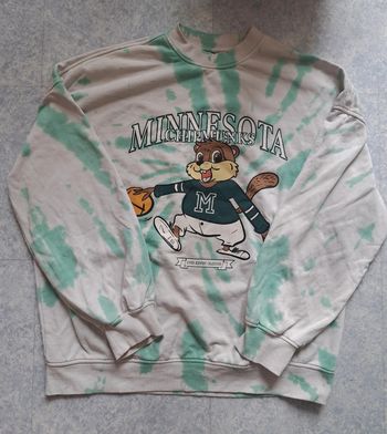 Pull sweat Divided
