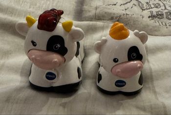 Tut tut animaux vache et son bébé