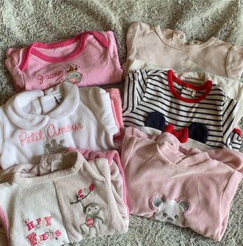 Lot 7 pyjamas