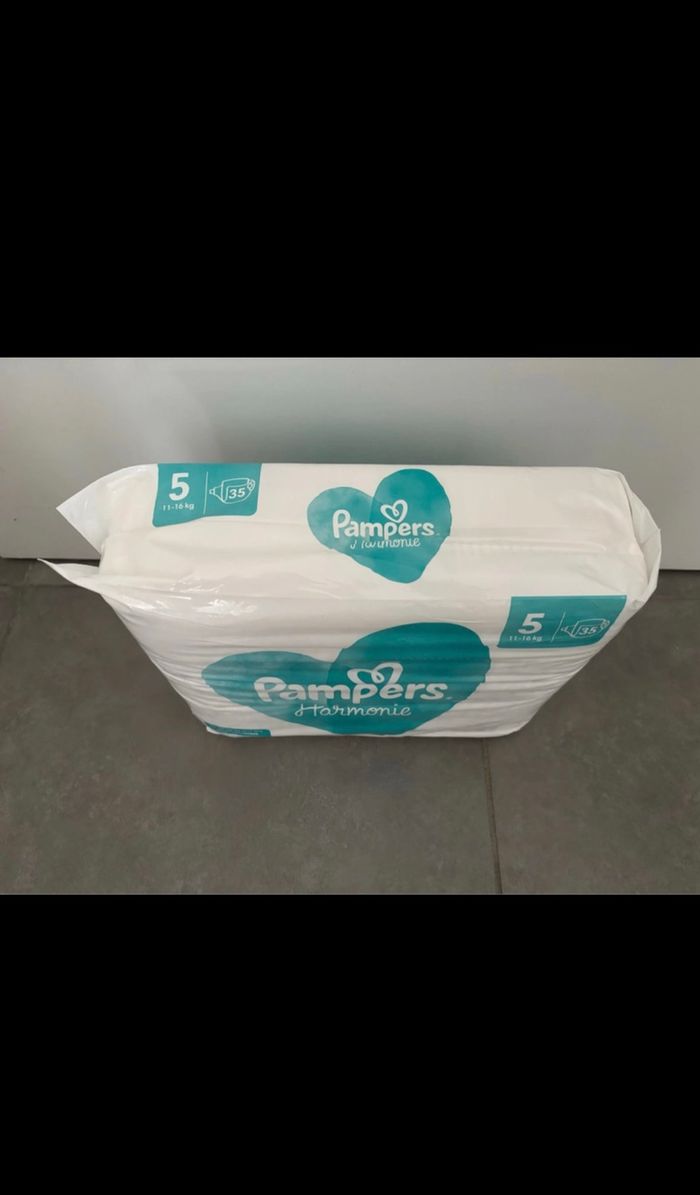 Couches Pampers harmonie taille 5 - photo numéro 2