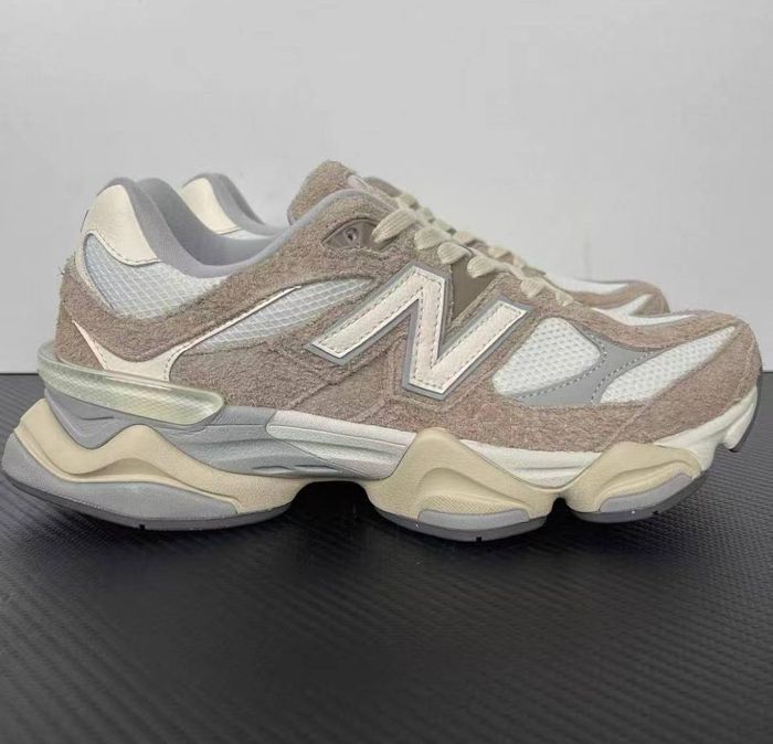 New Balance 9060 'Grey Suede' Taille 44 - photo numéro 8