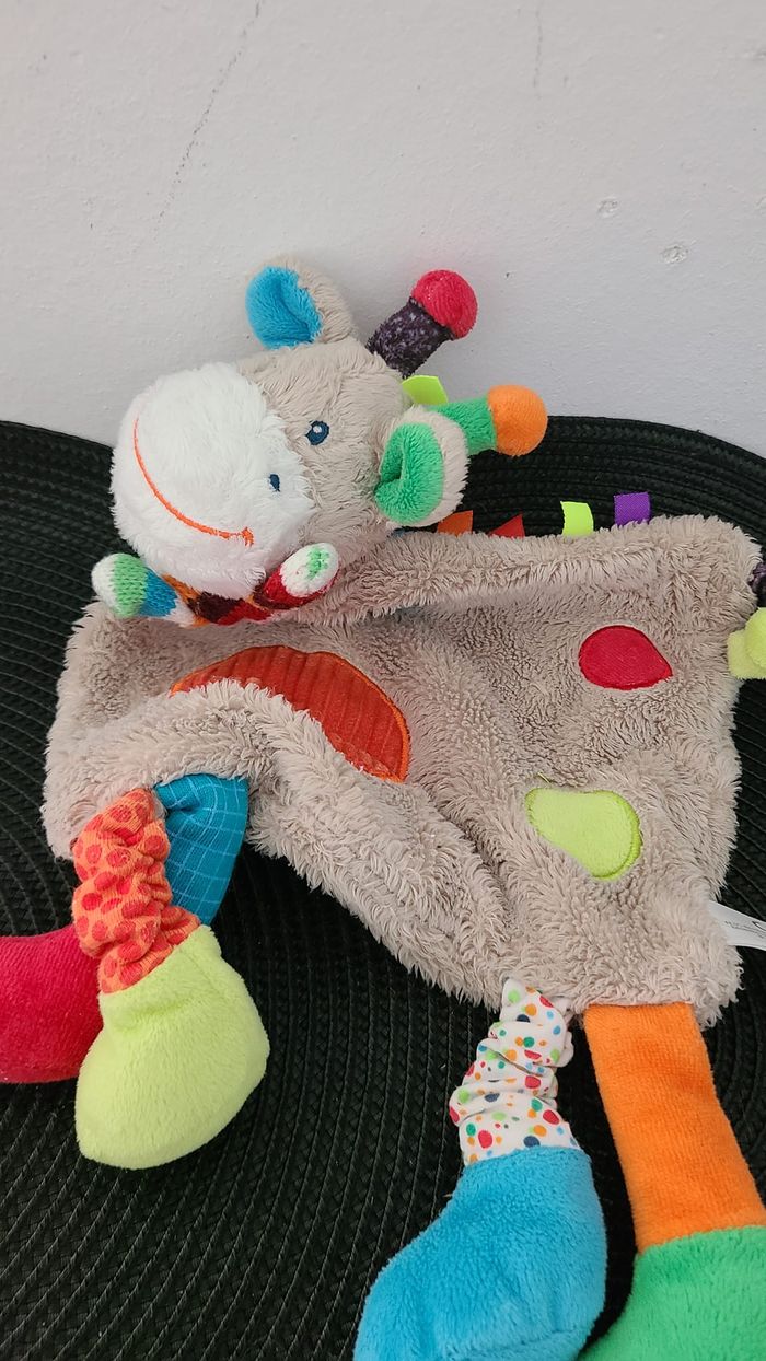Doudou Girafe Plat Gris Pois Zoé SIMBA TOYS - photo numéro 4