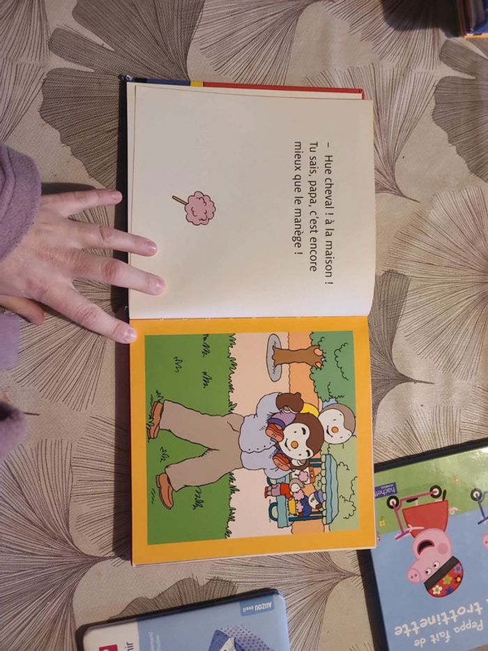 Livre 5 histoires de tchoupi 2 - photo numéro 4