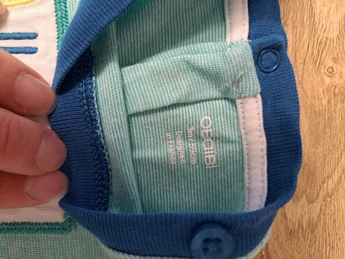 Ensemble 3 mois Obaïbi Okaïdi neuf sans étiquette - photo numéro 3