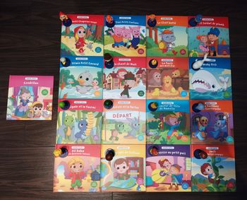 Lot de 16 livres Audio Contes Hachette avec figurine