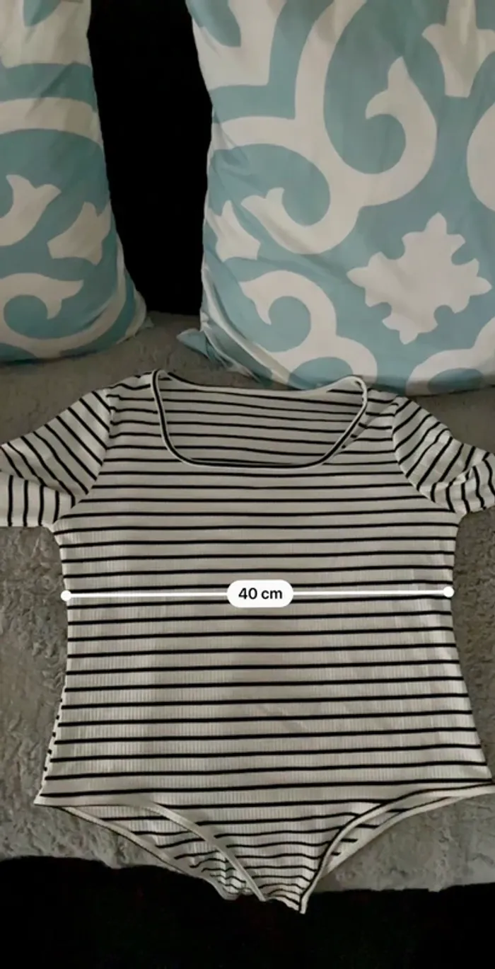 Body rayé noir & blanc – neuf – taille L approx - photo numéro 10