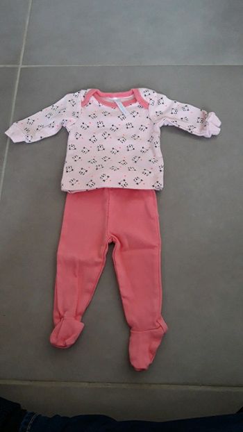 Pyjama/ensemble bébé fille 0-1 mois