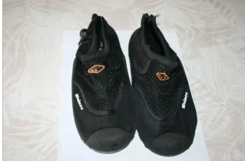 chaussures aquatiques