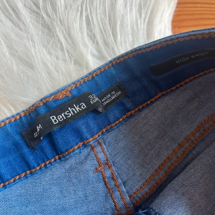 Short en jean bershka - photo numéro 3