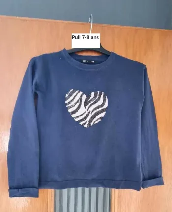 Pull fille 7-8 ans