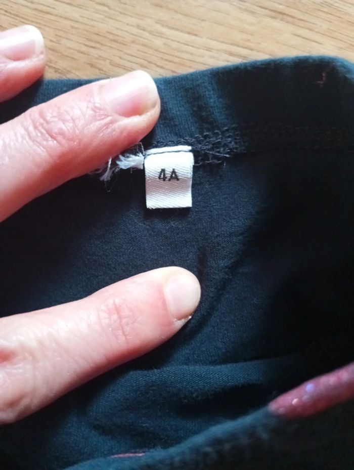 Jupe Mickey 4ans - photo numéro 2